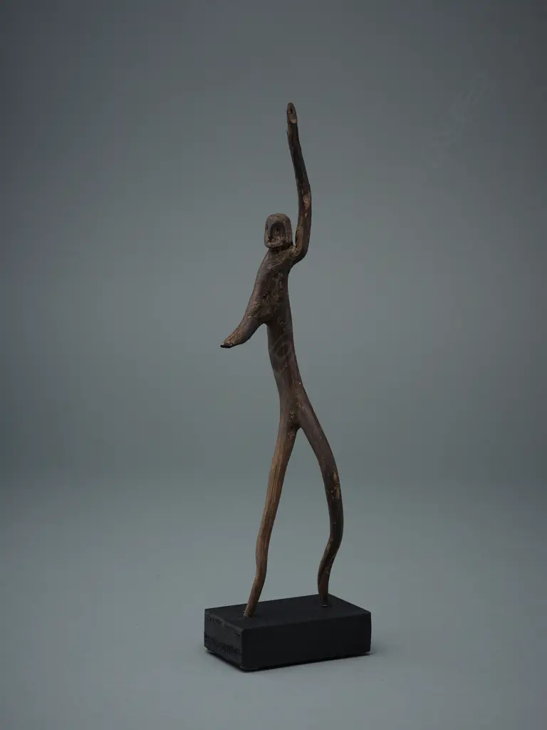 Papua New Guinean wooden figure, Image 1++